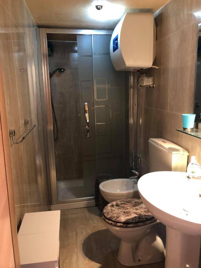 La Petit Maison Elena Apartment Sanremo Bagian luar foto